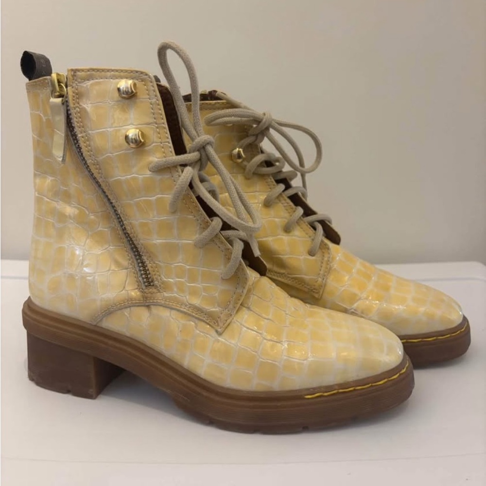 Hispanitas boots